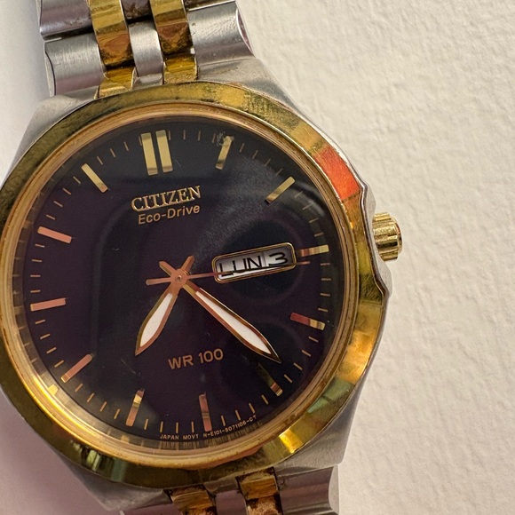 Citizen Eco-Drive Men's Two-Tone Stainless Steel Watch - Picture 2 of 6